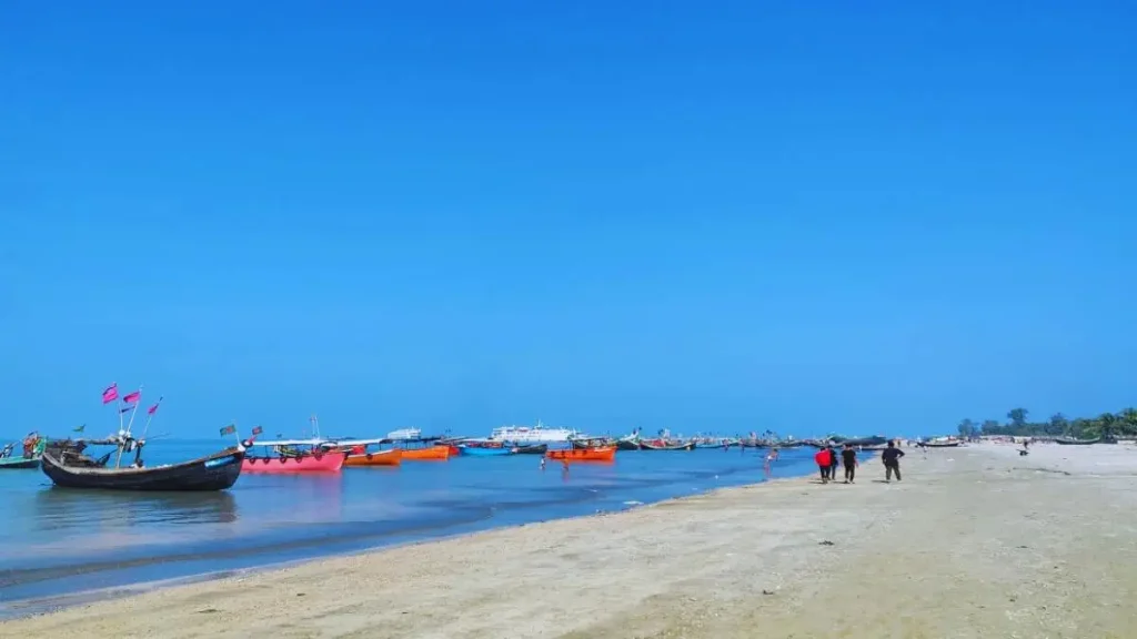 কক্সবাজার সমুদ্র সৈকত ভ্রমণ – বিশ্বের দীর্ঘতম সমুদ্র সৈকতের মনোমুগ্ধকর দৃশ্য