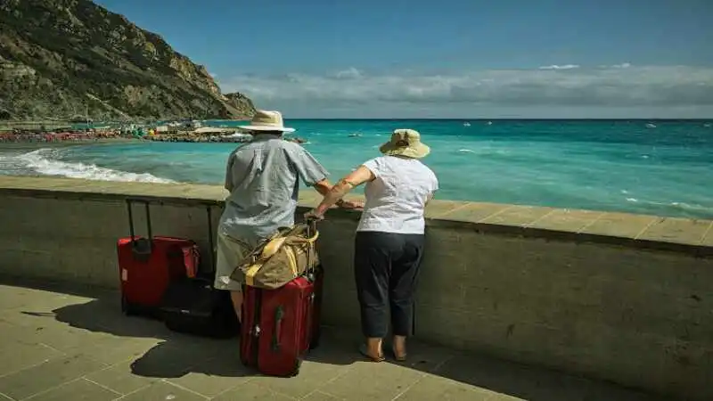 বিশ্বস্ত ট্রাভেল ও ট্যুর গাইড সার্ভিস – ভ্রমণ পরিকল্পনার নির্ভরযোগ্য সহযোগী