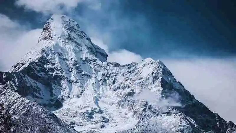 মাউন্ট এভারেস্ট এর উচ্চতা কত—বিশ্বের সর্বোচ্চ শিখরের বাস্তব উচ্চতার ছবি