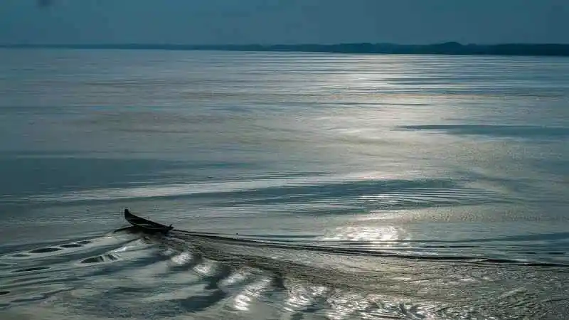 মেঘনা নদীর দৈর্ঘ্য কত এবং নদীর বিস্তৃতি ও গুরুত্বের দৃশ্য