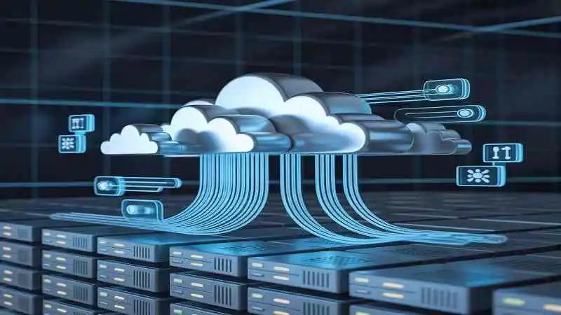 ক্লাউড কম্পিউটিং এর সুবিধা এবং অনলাইন ডেটা ব্যবহারের উপকারিতা নিয়ে তথ্যসমৃদ্ধ চিত্র