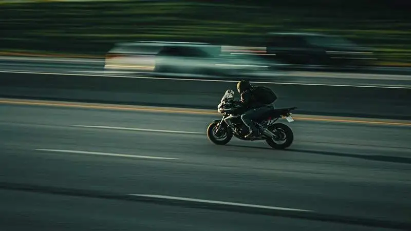 মোটরসাইকেলের মাইলেজ কত হওয়া উচিত এবং স্ট্যান্ডার্ড মাইলেজ গাইড