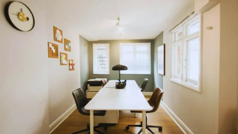 হোম অফিস সাজানোর আইডিয়া দিয়ে সুন্দর ও গুছানো ওয়ার্কস্পেস সেটআপ