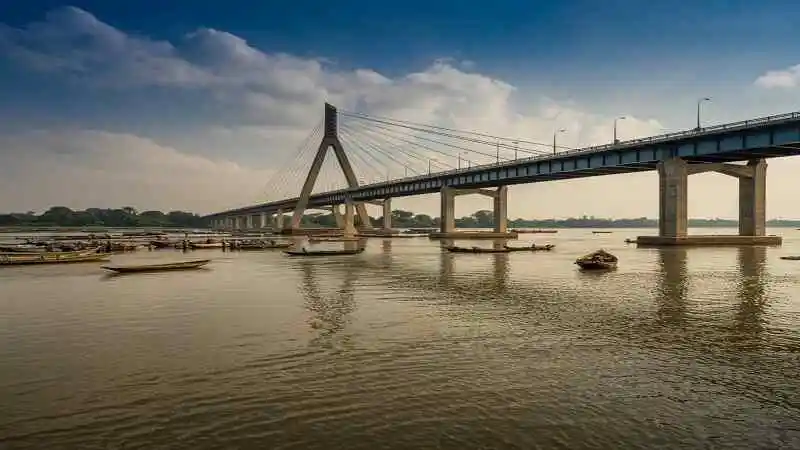 কর্ণফুলী নদীর অর্থনৈতিক গুরুত্ব: চট্টগ্রাম বন্দর ও শিল্পাঞ্চলে নদীর ভূমিকা