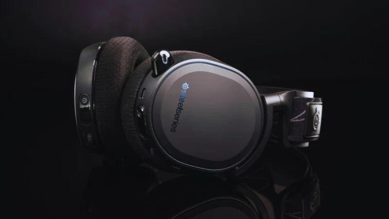 গেমিং হেডসেট এর সুবিধা দেখানো উন্নত সাউন্ড ও মাইক্রোফোনসহ আধুনিক হেডসেট